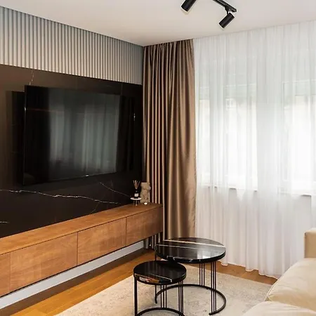 Royalux Kennedy Residences