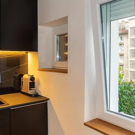 Royalux Kennedy Residences * Belgrade